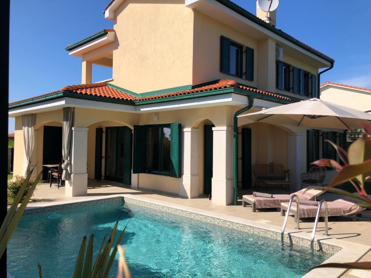 Private Villa "San Servolo House" With Sea View And Private Pool Buje Zewnętrze zdjęcie
